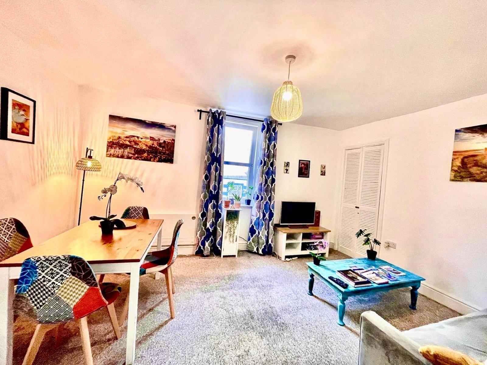 Cosy Authentic Flat In The Heart Of Galashiels Exterior foto